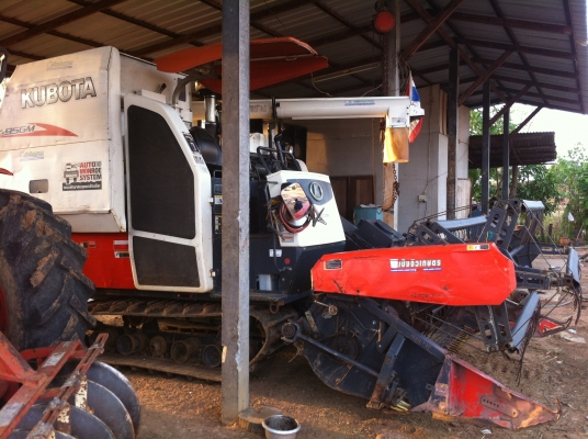 ขายรถเกี่ยวข้าว KUBOTA รุ่น DC95GM(เจ้าของขายเอง)