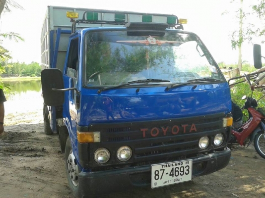 ขาย6ล้อ ปี39 TOYOTA14B 115พร้อมคอกบรรทุกเกษตร แชชซีสวยเครื่องดี เอกสารเล่มทะเบียนพร้อมโอน ภายในสวย พื้นดี สภาพพร้อมใช้งาน