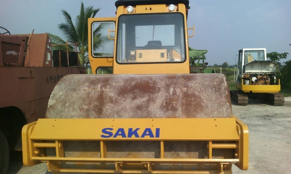 ขายด่วน รถบด10 ตัน