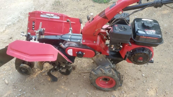 รถพรวนดินเดินตาม รุ่น wmx 650 ขนาด 7 แรง สถาพ 99 \% ใช้งานยังไม่ถึง 30 ชั่วโมง รถพรวนดินเดินตาม รุ่น wmx 650 ขนาด 7 แรง สถาพ 99 \% ใช้งานยังไม่ถึง 30 ชั่วโมง