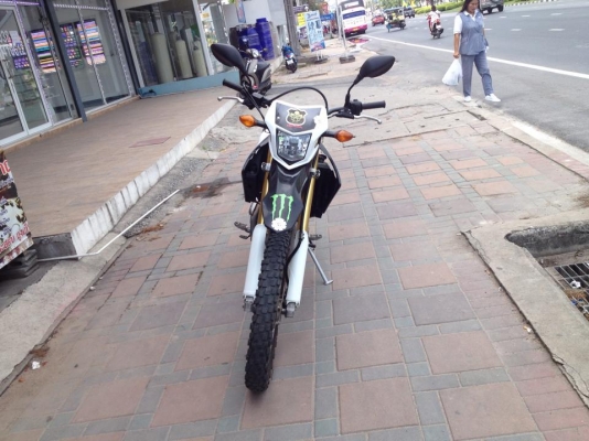 ขาย ฮอนด้า Crf 250 สีขาว-ดำ ปี 56 สภาพเดิม ๆ ราคา เบา ๆ