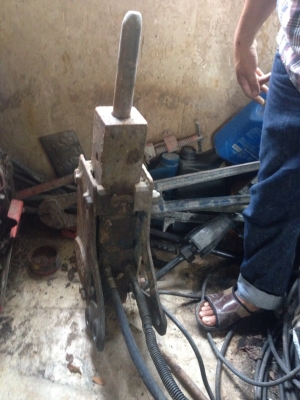 ขายหัวเจาะใส่รถ แบ๊คโฮ รุ่น pc30 37000บาท