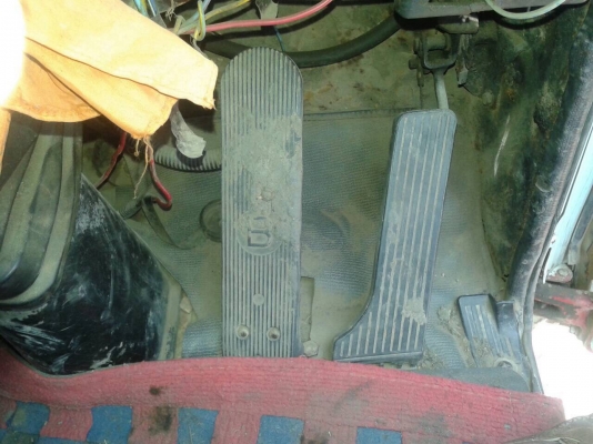 ขาย 10 ล้อดั้ม ROCKY คัสซีสวยตลอดเส้น เครื่อง 6BG1 เทอร์โบ 200 แรงม้า ช่วงล่าง DECA 270 เกียร์ใหญ่ สโลว์กลาง เบรคทิฟฟี่ ทะเบียนพร้อมโอนครับ