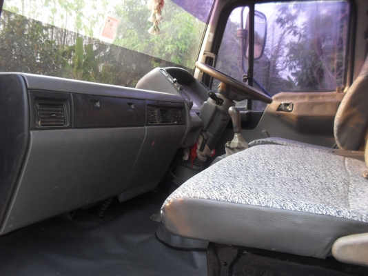 HINO FC4J 140 แรง  ดั๊ม