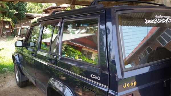 **210,000 บ.ต่อรอง/// JEEP CHEROKEE 4WD ** ขาย JEEP 4*4 รถ 4WD สภาพพร้อมลุย JEEP CHEROKEE 4.0 LIMITED AUTO ปี40/97 เครื่องเดิม ติดแก้สLPG(ลงเล่ม) เครื่องดี แรง ประหยัด เกียร์ดี เข้าง่าย ระบบ4WD ใช้งานปกติ ไม่มีปัญหา ครับ ช่วงล่างดี แน่น คัสซีดี สวย ไม่ปะไ