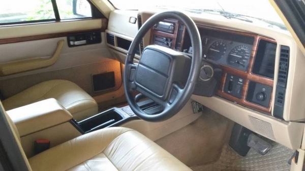 **210,000 บ.ต่อรอง/// JEEP CHEROKEE 4WD ** ขาย JEEP 4*4 รถ 4WD สภาพพร้อมลุย JEEP CHEROKEE 4.0 LIMITED AUTO ปี40/97 เครื่องเดิม ติดแก้สLPG(ลงเล่ม) เครื่องดี แรง ประหยัด เกียร์ดี เข้าง่าย ระบบ4WD ใช้งานปกติ ไม่มีปัญหา ครับ ช่วงล่างดี แน่น คัสซีดี สวย ไม่ปะไ