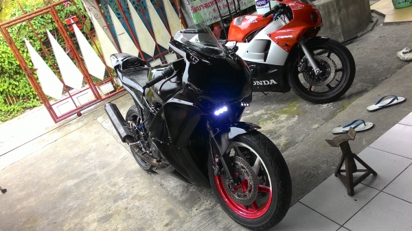 ขาย honda vfr 400cc ราคา 35000 ขาย honda vfr 400cc ราคา 35000