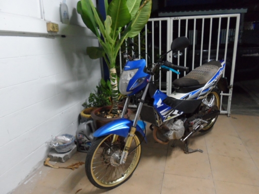 ขายโซนิกปี48กุลแจไหญ่ ตามสภาพ