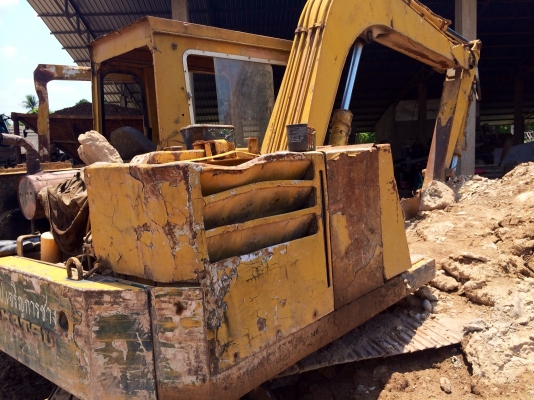 ขายด่วน  รถแบคโฮ  ตัวเล็ก  KOMATSU  พร้อมใช้งาน