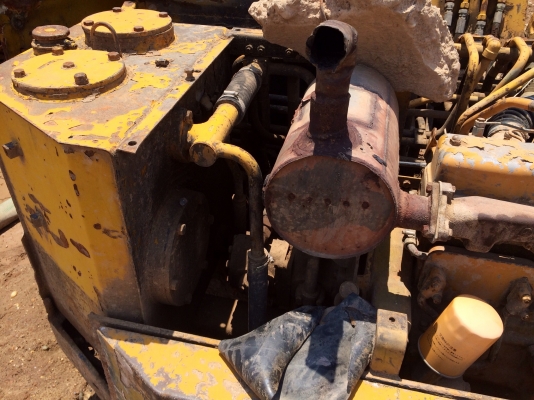 ขายด่วน  รถแบคโฮ  ตัวเล็ก  KOMATSU  พร้อมใช้งาน