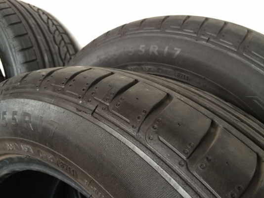 ขายยางหน้ากว้าง MADE IN GERMANY 235/55-17 มี 4เส้น ขายยางหน้ากว้าง MADE IN GERMANY 235/55-17 มี 4เส้น