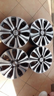 ขายล้อแม็ก honda freed 15" สนใจติดต่อเล็กคลองสามครับ 081-3747940 ขายล้อแม็ก honda freed 15" สนใจติดต่อเล็กคลองสามครับ 081-3747940