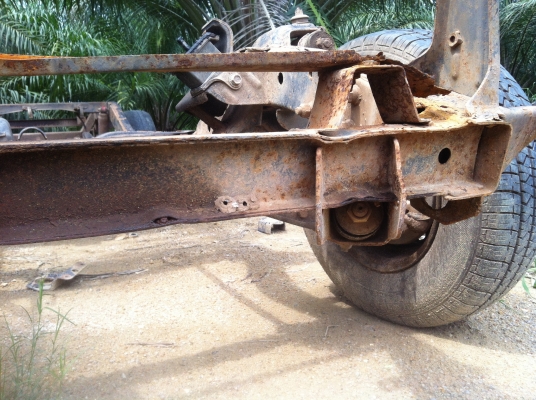 คัสซีไม่มีผุยกเส้น พร้อมช่วงล่างยกยวง เฟืองท้ายเปิดตูด