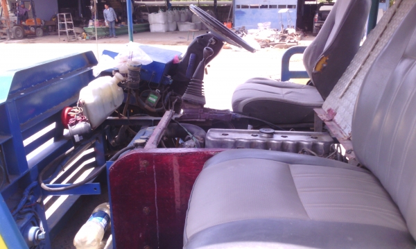 6 ล้อ เทนเลอร์น้อย สวยๆ