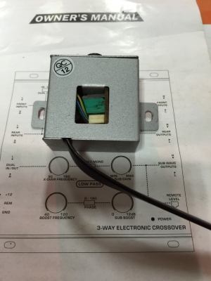 ขายครอส OVER ยี่ห้อ Lanzar รุ่น CO-3/3000 สภาพสวย ขายครอส OVER ยี่ห้อ Lanzar รุ่น CO-3/3000 สภาพสวย