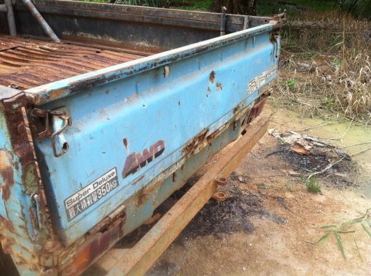 ไดฮัสสุ รุ่นขับ 4x4 เครื่องเกียร์โฟร์ครบ ขาดคาร์บู