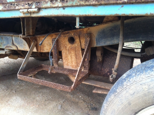 ไดฮัสสุ รุ่นขับ 4x4 เครื่องเกียร์โฟร์ครบ ขาดคาร์บู