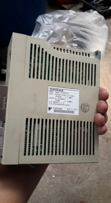 ขาย AcServo Yaskawa 100w 200v ถูกๆ