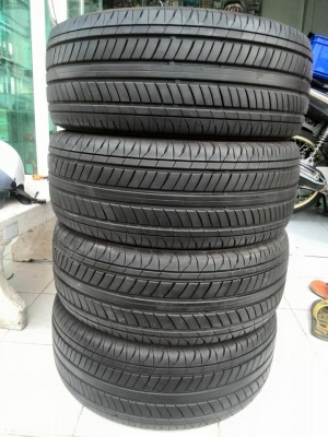 ขายยาง FALKEN 195-55-15 ปี13 ดอกหนา เนื้อนิ่ม ไม่มีปะ ชุดละ 4,400 บาท