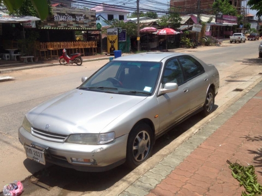 ขายครับราคา27500บาท รถเก๋ง  แอกคอด ท้ายเบน ระบบน้ำมันไม่จ่าย ไม่ฟลิวไม่ขาดก็น้าจะปั้มติกเสีย  เครื่องเดิม 2000  ใช้น้ำมัน ตลอด   ไม่เคยติดแก๊ส  เอกสารพร้อมโอน     เกียร์ธรรมดา  ใช้งานได้ปกติ  รถต้องเก็บสี  ราคานี้ไม่มีอีกแล้ว27500  ราคาลดได้นิดหน่อย  ซื้อ