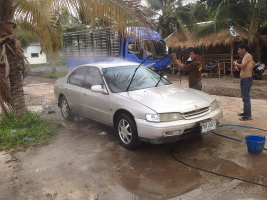 ขายครับราคา27500บาท รถเก๋ง  แอกคอด ท้ายเบน ระบบน้ำมันไม่จ่าย ไม่ฟลิวไม่ขาดก็น้าจะปั้มติกเสีย  เครื่องเดิม 2000  ใช้น้ำมัน ตลอด   ไม่เคยติดแก๊ส  เอกสารพร้อมโอน     เกียร์ธรรมดา  ใช้งานได้ปกติ  รถต้องเก็บสี  ราคานี้ไม่มีอีกแล้ว27500  ราคาลดได้นิดหน่อย  ซื้อ