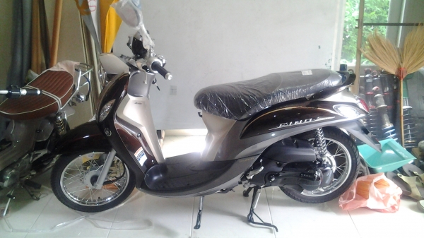 ขายมอไซค์ Fino หัวฉีด  ปี2015  รถใหม่ป้ายแดง ยังไม่จดทะเบียนครับ  ราคาถูกครับ ได้รางวัลมา