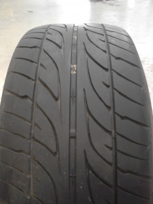 245/40R18 DUNLOP SP SPORT LM 703 ยางสวย แต่งซิ่งครับ ชุด 4 เส้น tel.081-427-3941 245/40R18 DUNLOP SP SPORT LM 703 ยางสวย แต่งซิ่งครับ ชุด 4 เส้น tel.081-427-3941