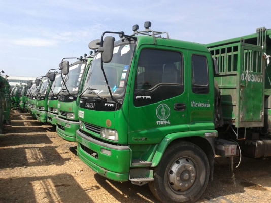 ขายรถบรรทุก 6 ล้อหัวคัสซี ISUZU FTR 200 แรงม้าปี 2550 มี 80 คันราคาคันละ 700000