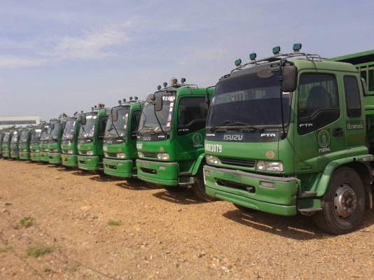 ขายรถบรรทุก 6 ล้อหัวคัสซี ISUZU FTR 200 แรงม้าปี 2550 มี 80 คันราคาคันละ 700000