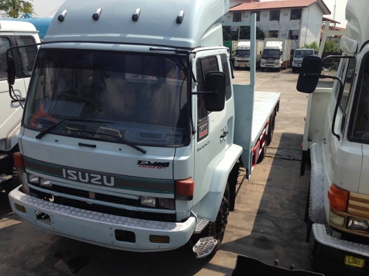 10 ล้อกะบะพื้นเรียบเพลาเดียว ISUZU รุ่น ROCKY