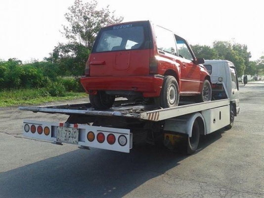 บริการ  รับขนย้ายรถเก่ารถเสีย บริการทั่วไทยคับ  ยกขึ้นรถสไลด์ (รถจอดโคราช) 083-7357756