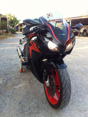 ขาย CBR400 ทะเบียนแท้ภาษีไม่ขาดต่อ รถแต่งมาเยอะมาก เครื่องดีพร้อมวิ่งทางไกล