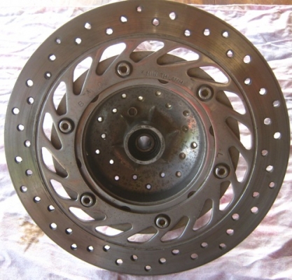 ขายดุมหน้า steed 400 พร้อมจานดีส สภาพสวย 2200 สนใจโทร0870344663