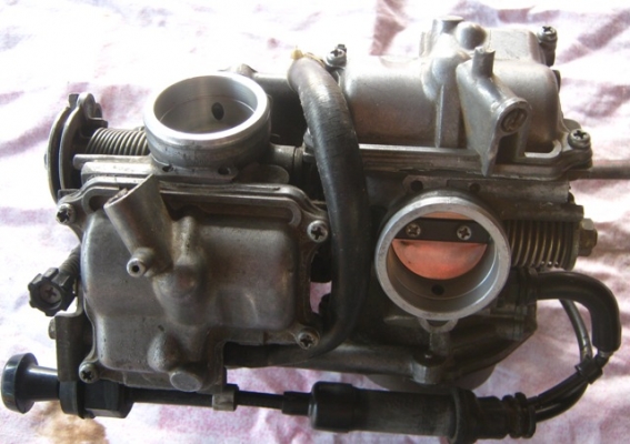 ขายคาร์ูบู steed400 ใช้งานได้เลย 3800 พร้อมส่ง สนใจโทร0870344663