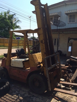 ขาย โฟคลิฟต์ 3 ตัน เครื่องโซล่า เกียร์ธรรมดา ขาย โฟคลิฟต์ 3 ตัน เครื่องโซล่า เกียร์ธรรมดา