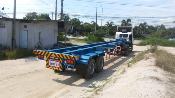 หางเทรลเลอร์ 20,40 ฟุต  ให้เช่า ติดต่อ คุณนริศร 081-7335156