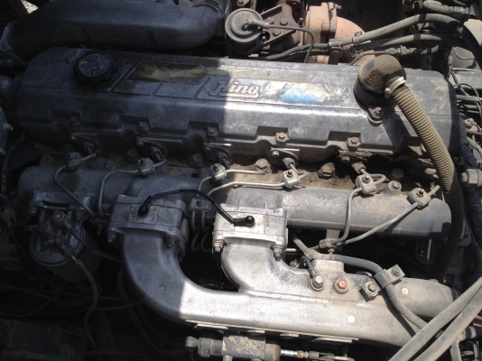 ขายเครื่อง hino p11 330 แรง