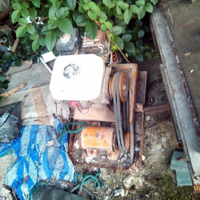 ขายออฟฟิตน๊อคดาว์พร้อมอุปกรณ์ก่อสร้างบางอย่างและบ้านพักคนงาน95000