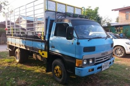 ขาย6ล้อ ISUZU KS110แรง เครื่องดี แคชซีสวย ยางดี ยาว4.30เมตร เฟืองท้ายใหญ่F สภาพพร้อมใช้งาน เอกสารพร้อมโอน สนใจโทร 090-8588220คุณนะ 093-3258446คุณบิว ID:narong498 หรือwww.truck.in.th/498 หรือเพจFacebook ณรงค์ ซื้อขายรถมือสอง (เว็บไซต์ส่วนตัว) ขาย6ล้อ ISUZU KS110แรง เครื่องดี แคชซีสวย ยางดี ยาว4.30เมตร เฟืองท้ายใหญ่F สภาพพร้อมใช้งาน เอกสารพร้อมโอน สนใจโทร 090-8588220คุณนะ 093-3258446คุณบิว ID:narong498 หรือwww.truck.in.th/498 หรือเพจFacebook ณรงค์ ซื้อขายรถมือสอง (เว็บไซต์ส่วนตัว)