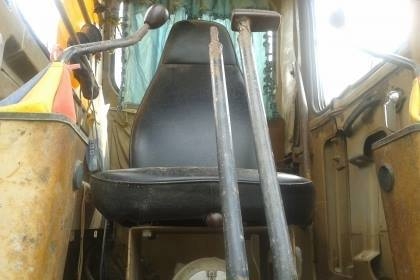 ขายแบคโคKOMATSU 80-2 เครื่องเดิม ปั้มเดิม เอวแน่น ไม่โหลด ทำงานเร็ว โซ่ดี บูมอาร์มดี สภาพพร้อมใช้งาน สนใจโทร090-8588220คุณนะ 093-3258446คุณบิวตี้ ID:narong498 หรือwww.truck.in.th/498