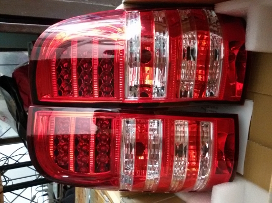 ขายถูก ๆ ๆ ไฟท้าย LED ใส่ VIGO ของใหม่ ขายถูก ๆ ๆ ไฟท้าย LED ใส่ VIGO ของใหม่