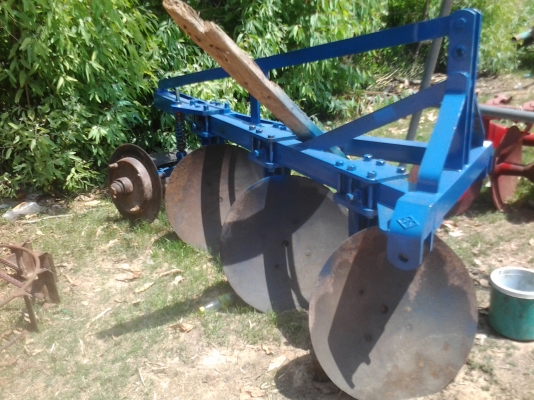 ขายตามสภาพพาน3ใบ26นิ้วติดกับรถไถฟอดยีห้อPT ใช้งานได้เลย