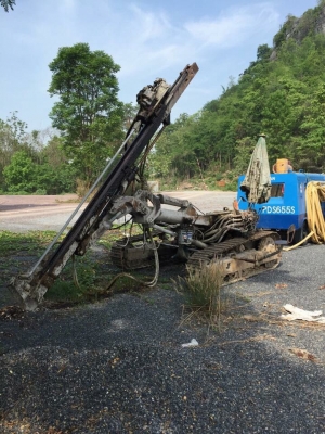 ขายรถเจาะหินfurukawa pcr200สนใจt084-9409571เรามีรถเจาะให้เลือกหลายชุด