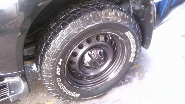 ขายยาง Hankook   265/65 R17 พร้อมกะทะล้อเดิมที่ติดรถ