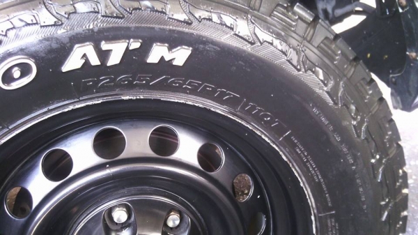 ขายยาง Hankook   265/65 R17 พร้อมกะทะล้อเดิมที่ติดรถ