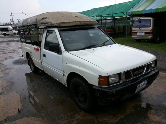 รถอีซูซุ TFR มังกรทอง.