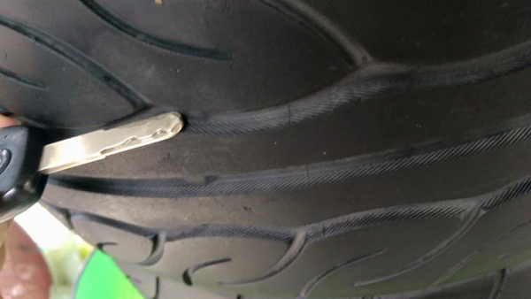 AD08 205-45-16 ปี 12 ดอกดียางเต็มครับ เพิ่งถอดจากรถผมเอง