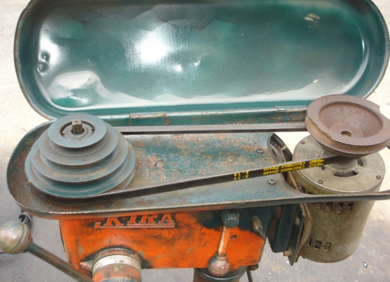 ขายแท่นสว่าน KIRA ของญี่ปุ่นแท้ ไฟ 220 โวล์ หัวจับดอก5หุน สูง 1เมตร