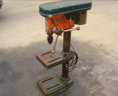 ขายแท่นสว่าน KIRA ของญี่ปุ่นแท้ ไฟ 220 โวล์ หัวจับดอก5หุน สูง 1เมตร