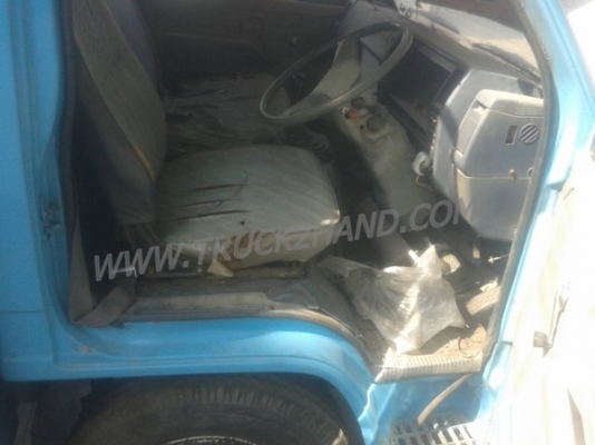 รถบรรทุก 6 ล้อ กระบะรั้ว ISUZU NKR  เครื่อง 4BE1 110 แรงม้า 4 สูบ รถปีจดทะเบียน 2534